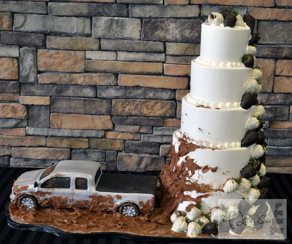Truck Wedding Cake Makes a Real Splash