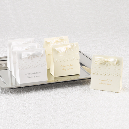 Personalized Scalloped Wedding Favor Boxes (Pack of 25)